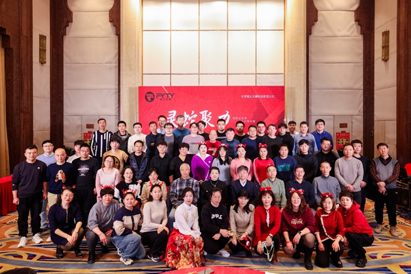 全家福.jpg